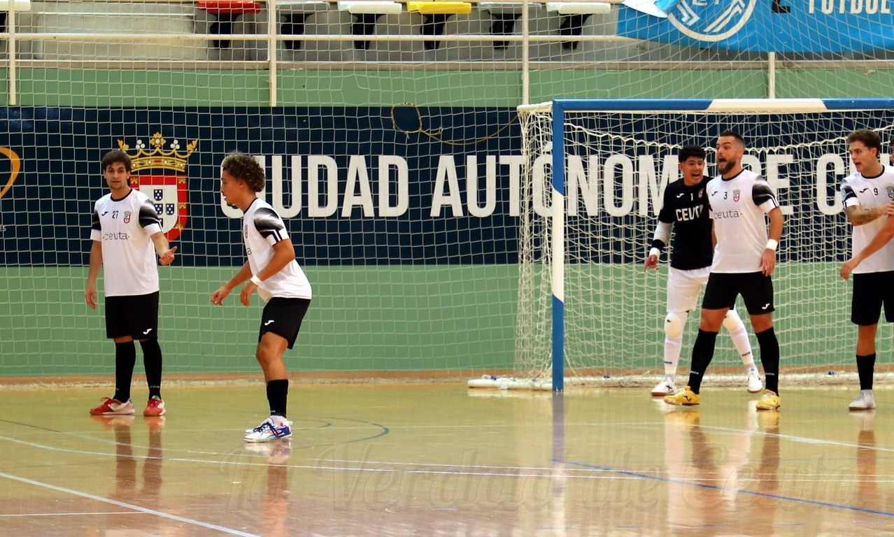 El Ceutí mejora pero vuelve a perder, esta vez por la mínima en Ibiza (2-1)